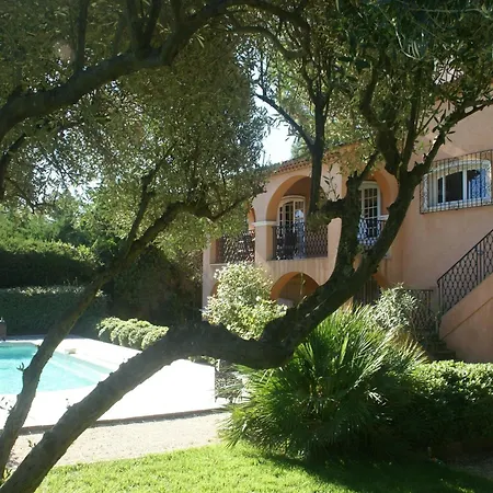 In Near Beaches & Pool, Cleaning Included * Saint Tropez